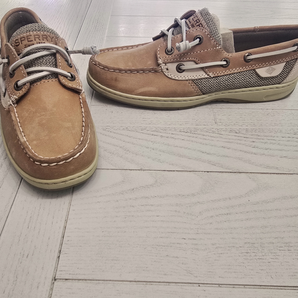 Womens Sperry Topsider Loafers. Brand New Without Box. Size 7.